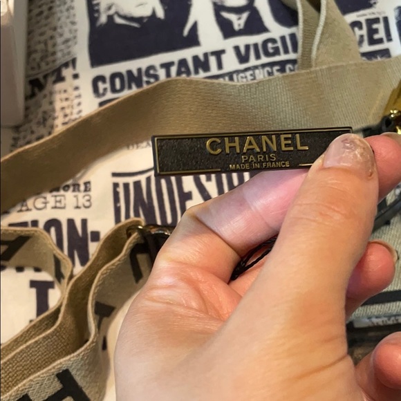 Last call!❤️ Chanel cream/beige & black suspenders - Picture 10 of 12